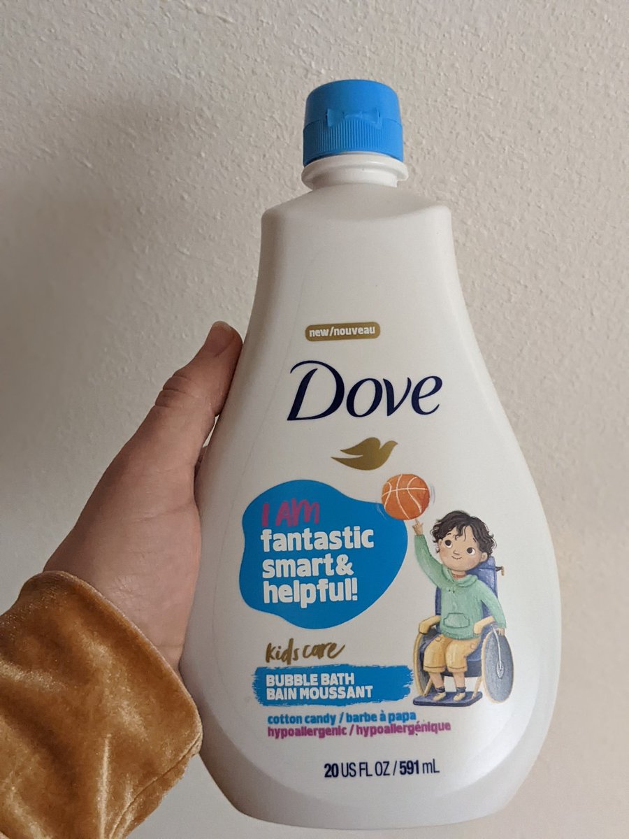 OnceUponAGene's tweet photo. We go through a lot of bubble bath in our house because it's one of Ford's favorite things. Picked up this for his stocking๐๐คถ Representation matter. Thanks @Dove #CTNNB1 #DisabilityIsDiversity https://t.co/iyCpWspc6B