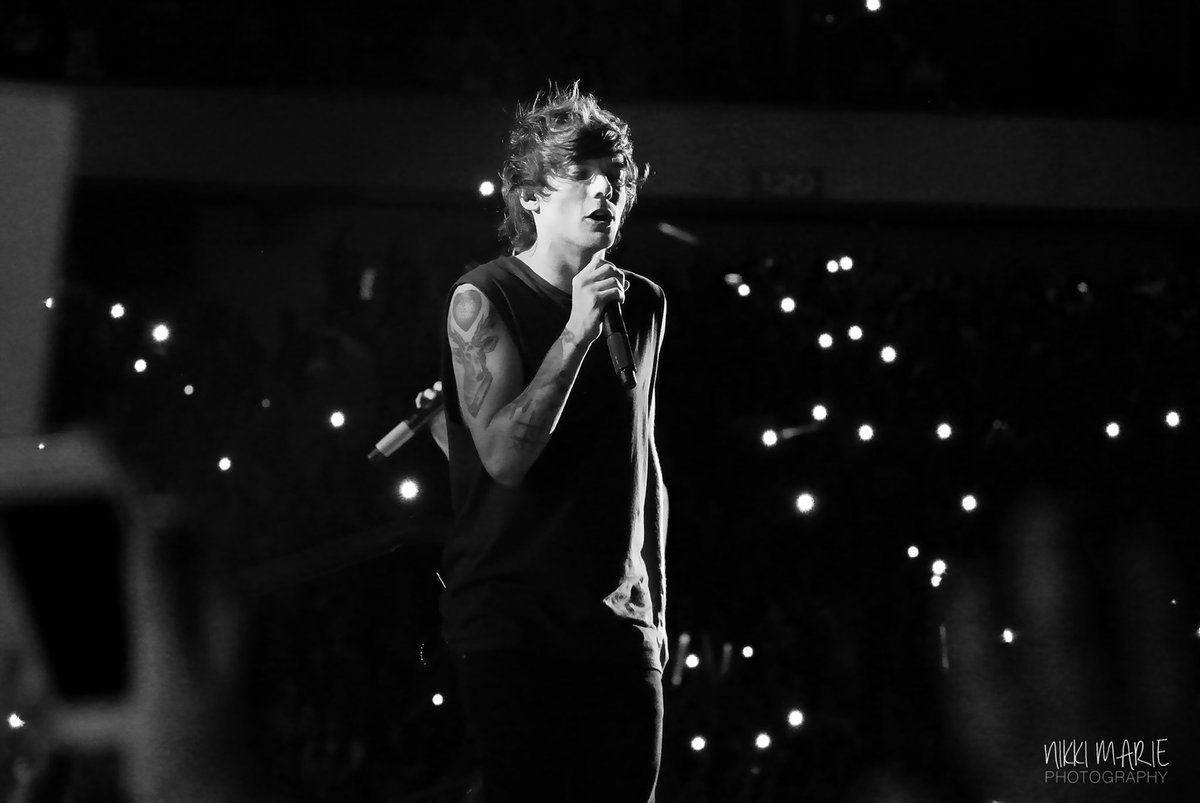 ¡Feliz cumpleaños <a href="/Louis_Tomlinson/">Louis Tomlinson</a>! ❤️

Queremos agradecer por cada momento de alegría que nos has dado durante 30 años. Nuestro amor por ti es infinito ¡Happy Birthday Lou! 

©️ nikkimarieJPG | Unseen de 2014