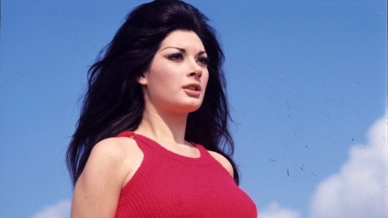 Happy birthday to the ever beautiful edwige fenech 