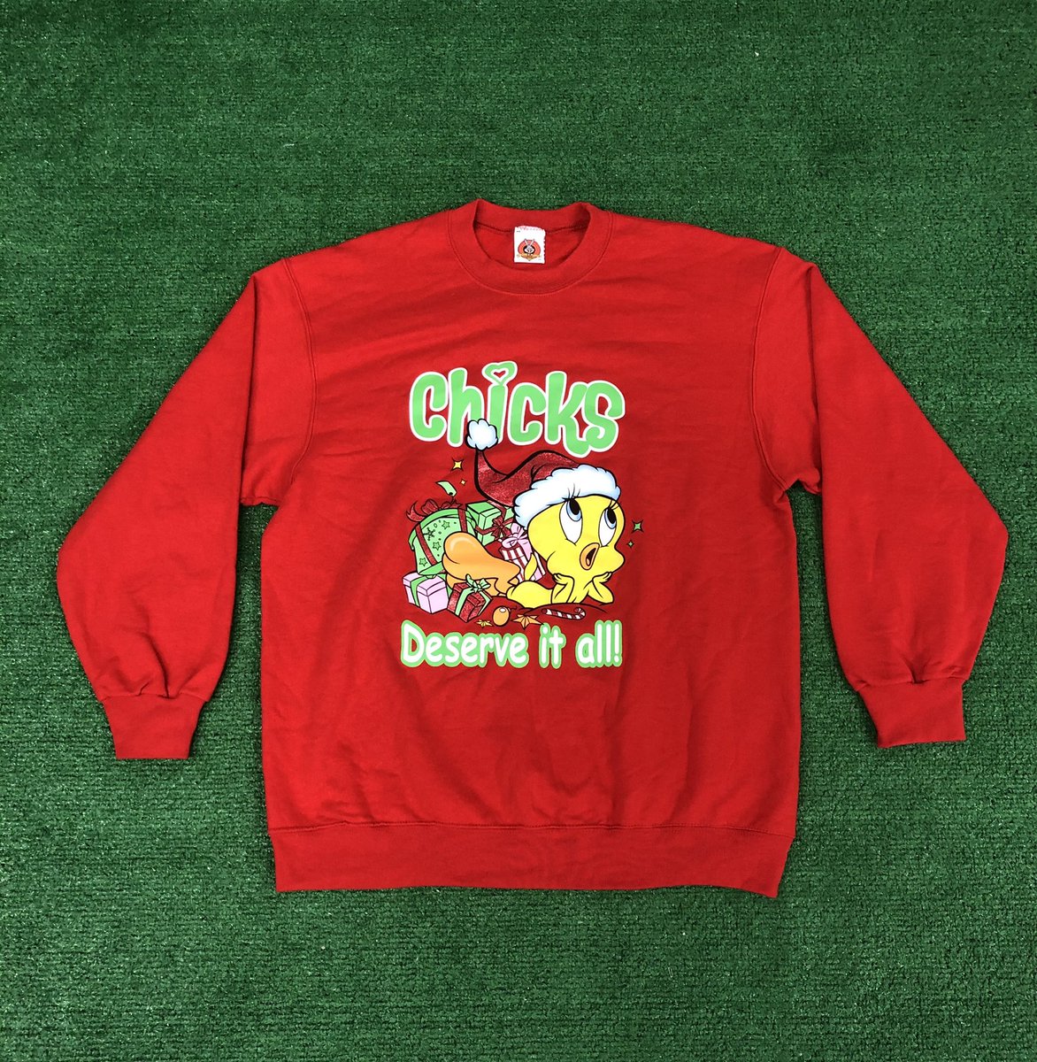 VisualsNola's tweet photo. 🎄🎁⚡️ https://t.co/vLrkJcNvRL