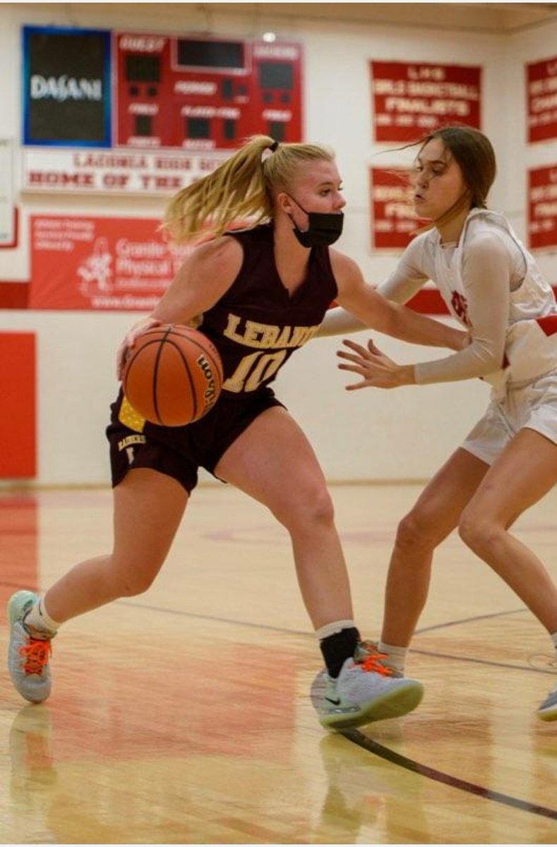 SNHSaints's tweet photo. Another stellar night for c/o 2022 5foot8 PG @catcole2022 from Lebanon HS with 21pts 4rbs 4ast 7stls in the 48 to 24 win over Sanborn. 3rd straight game with over 20. Lead guard is having a huge senior SZN. https://t.co/j8geVtBRq2