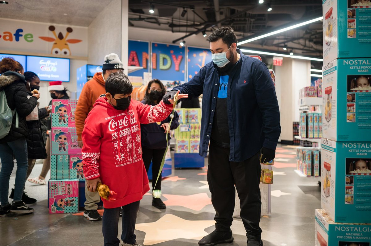 Toys"R"Us tweet media