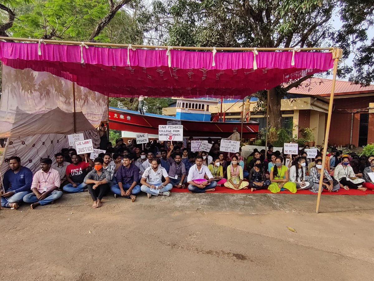 Dhyangallant's tweet photo. "Day 5. Student Protest continues.., until our demands are addressed..!!!      #SaveFisheriesCollegeMangalore. #COFM https://t.co/LOSVwuvum7