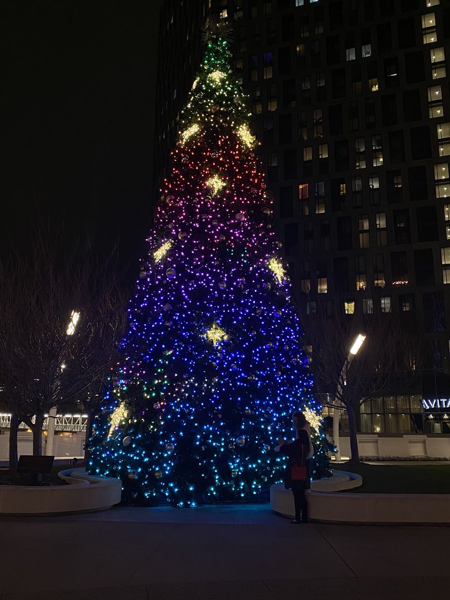 8nhj_'s tweet photo. Christmas Evening 🎄! https://t.co/H5nxUFeb0m