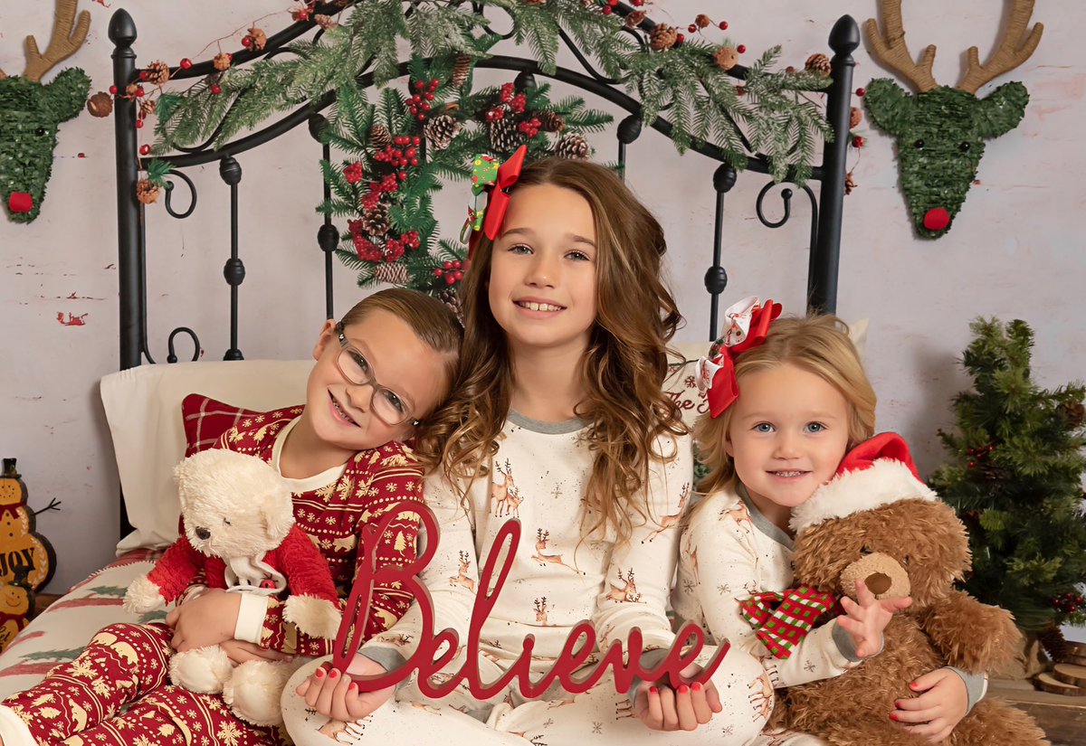 ashleytesoro's tweet photo. Merry Christmas and happy birthday to our sweet son Anthony!!!! Christmas Eve baby 🎅🏻🤶🏻🎄🎁 https://t.co/lQPDEo938w