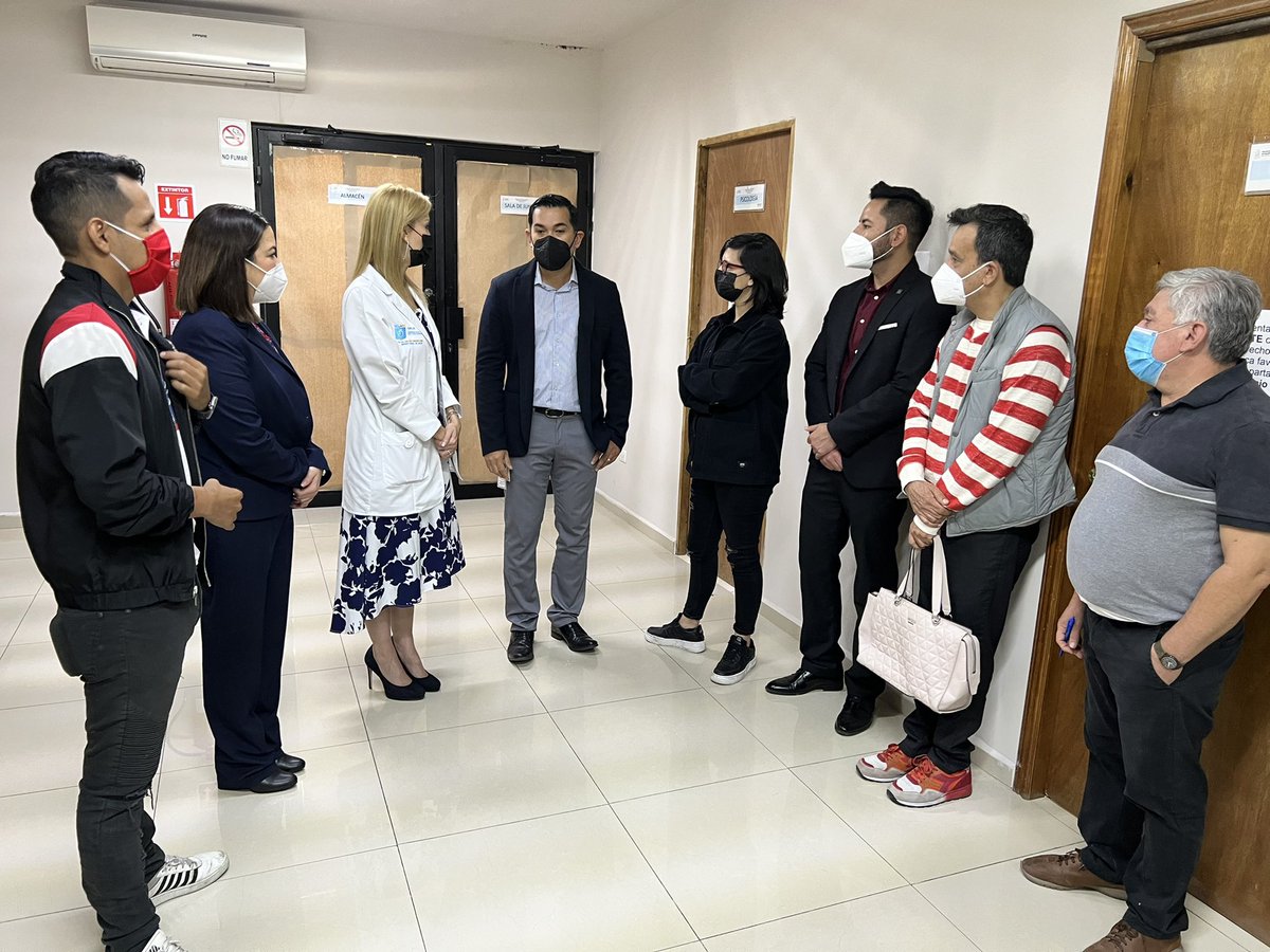 comacmty's tweet photo. El CAPASITS MTY recibió la visita de la Dra. @AlmaRosaMarroq2, Secretaria de @NlSalud, @LuRiojas Secretaria del @AyuntamientoMTY, @dralilygarciaNL, Subsecretaria de Prevención y Control de Enfermedades y el Dr. Miguel Romero, Secretario Técnico del COESIDA Nuevo León. https://t.co/J8mKCbSL4Y