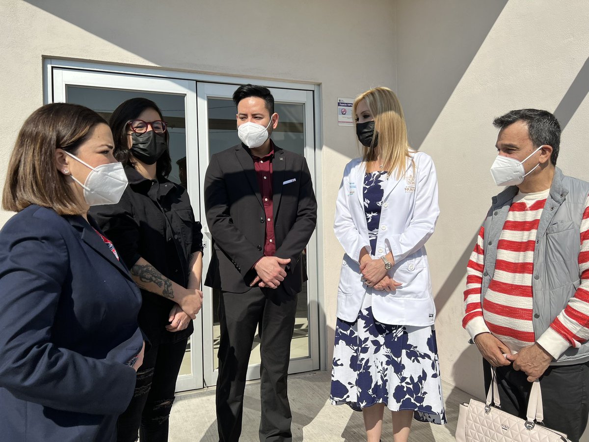 comacmty's tweet photo. El CAPASITS MTY recibió la visita de la Dra. @AlmaRosaMarroq2, Secretaria de @NlSalud, @LuRiojas Secretaria del @AyuntamientoMTY, @dralilygarciaNL, Subsecretaria de Prevención y Control de Enfermedades y el Dr. Miguel Romero, Secretario Técnico del COESIDA Nuevo León. https://t.co/J8mKCbSL4Y