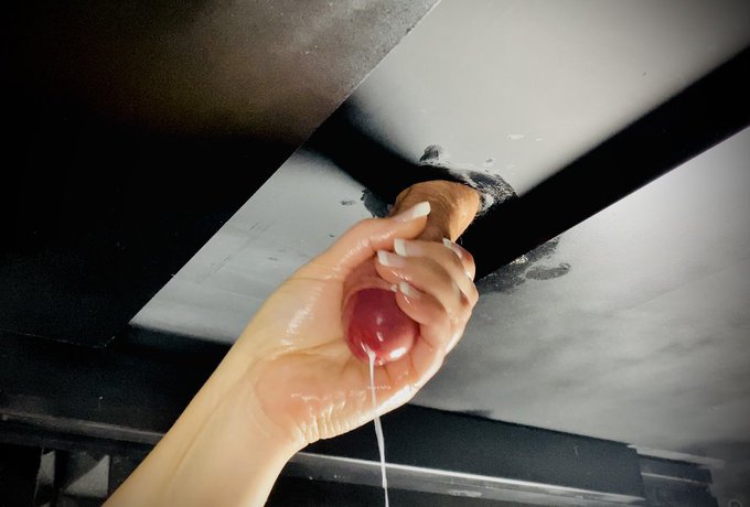 Milking cocks is my thing.🤷🏼&zwj;♀️ https://t.co/QHwznpzQ7G