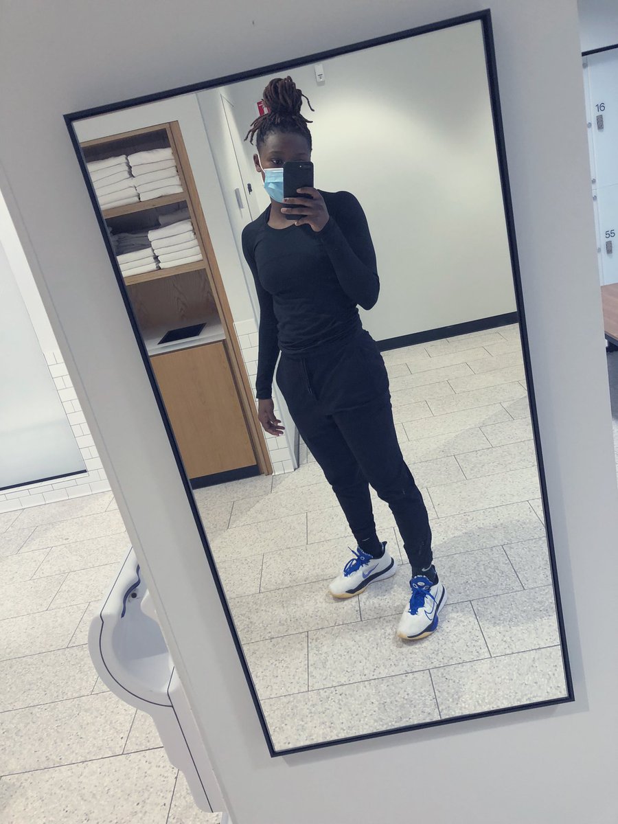 Thanks <a href="/lululemon/">lululemon</a> <a href="/Timmy_B20/">Tim Brennan</a> for the gear and the workouts. I enjoyed my self and got a chance to meet @SotosShow4.