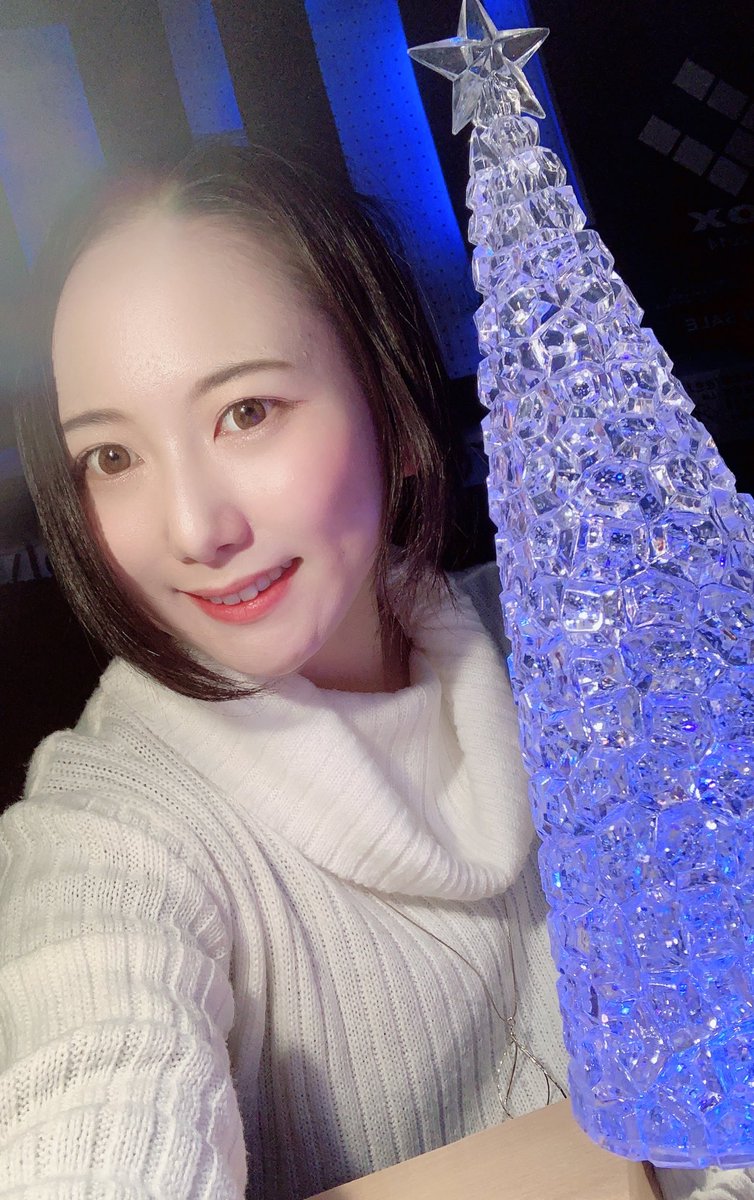 AsukA_stu's tweet photo. - ̗̀ 💡第121回 💡  ̖́-
12月26日㈰19時から生放送
https://t.co/QSEGC91zBi
是非ご覧くださいっ👍🏻´-

✨フツおた✨募集中です！
最近あったコト、聞いてみたい事
コンポーザーへの質問などなど

▼こちらにメールまたはリプにてっ！
asuka_radio@ive.mu

#MiniRadio  #佐藤アスカ #ネクとも https://t.co/Hq2vSSdIoA
