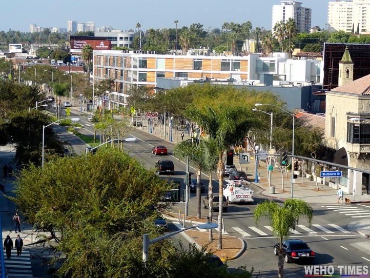WEHO_TIMES's tweet photo. The date is October 27, 2011, and this here is a #throughbackthursday #tbt to Santa Monica Boulevard in @WeHoCity on a sunnier day. We miss the neon dog.
#wehotimes #wehonews #wehocity #weho #westhollywood #wehostrong #weholove #weholife #weholiving #historicalweho https://t.co/qYXWmTg5uD