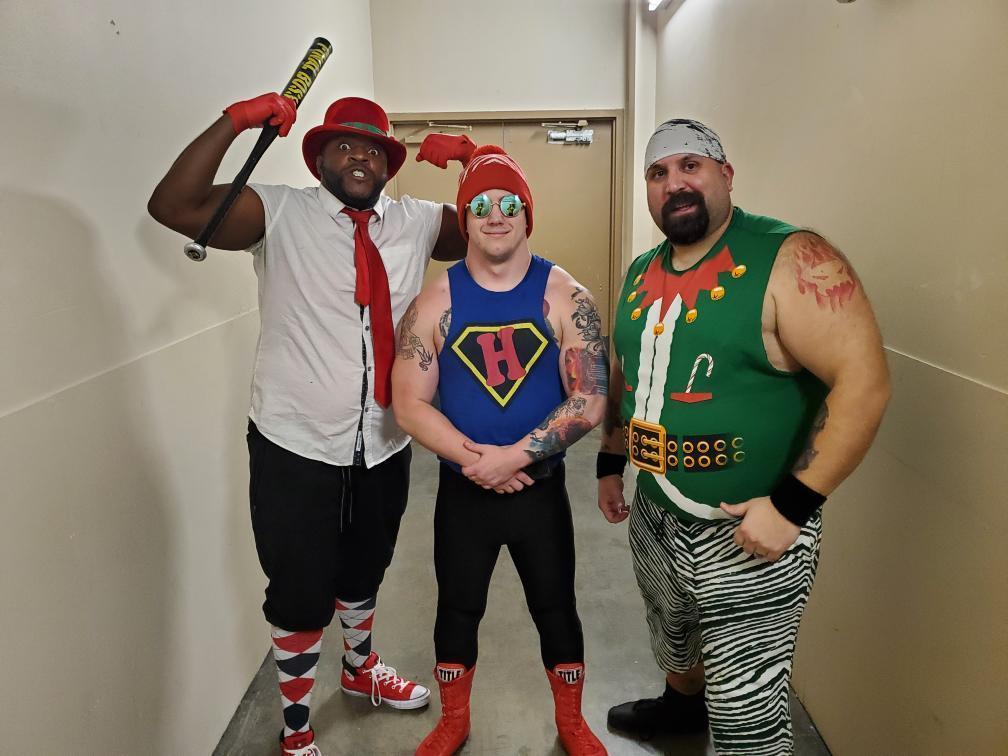 DLutzker's tweet photo. Happy Holidays from Saint Whoop That Trick, the Big Elf & Jacked Frost.
#TheUncannyLeague #Hollowpoint #BigDirty #BruceWayans https://t.co/PbKDdkapBs