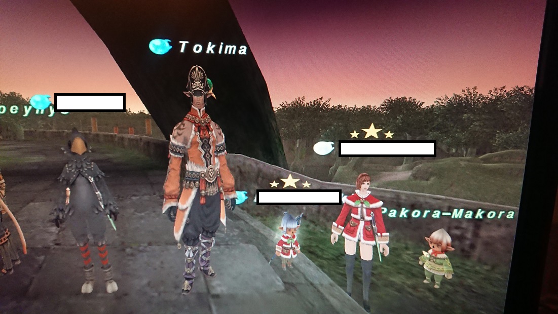 tokima_FF11's tweet photo. 学者のレリック全開放完了！昨日は久々LSメンとアンバス！たくさん味方殺しちゃったけど学者の練習になりました。ありがとうございます。そして、3垢始めて育成開始したでござる。写真はダイバー前の記念撮影。 https://t.co/FNKGcPakSB