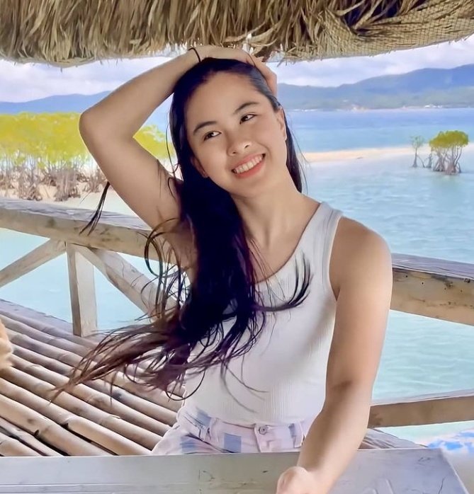 It looks like you need a man in your life. How about me?

<a href="/KissesDelavin/">Kisses Delavin</a> 
#KissesDelavin 
#Kissables 
Kisses Delavin