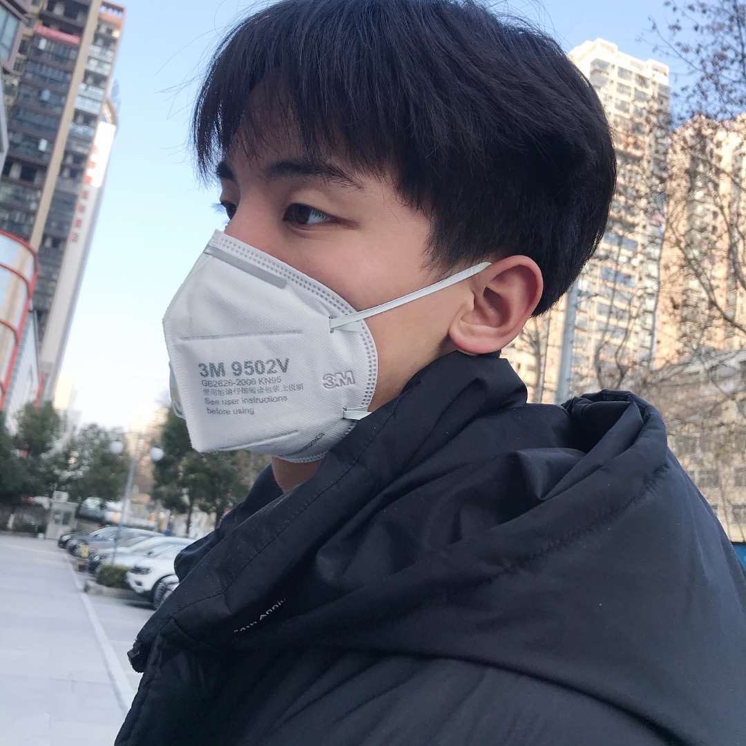 caney_wang's tweet photo. Back 2 my high school in dream https://t.co/c8huKti3cO