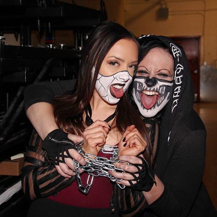 Karma_Kills_836's tweet photo. @WrestleJoy Somehow the forbidden door or any way possible Can We please have a On screen @DemonxBunny reunion👿🐰 Our Demon @WeAreRosemary and Our SoulLess Slayer @AllieWrestling #Fight4Ever #Fight2gether just one more time :) #MultiverseIsFamily https://t.co/2IIIfMOIJs
