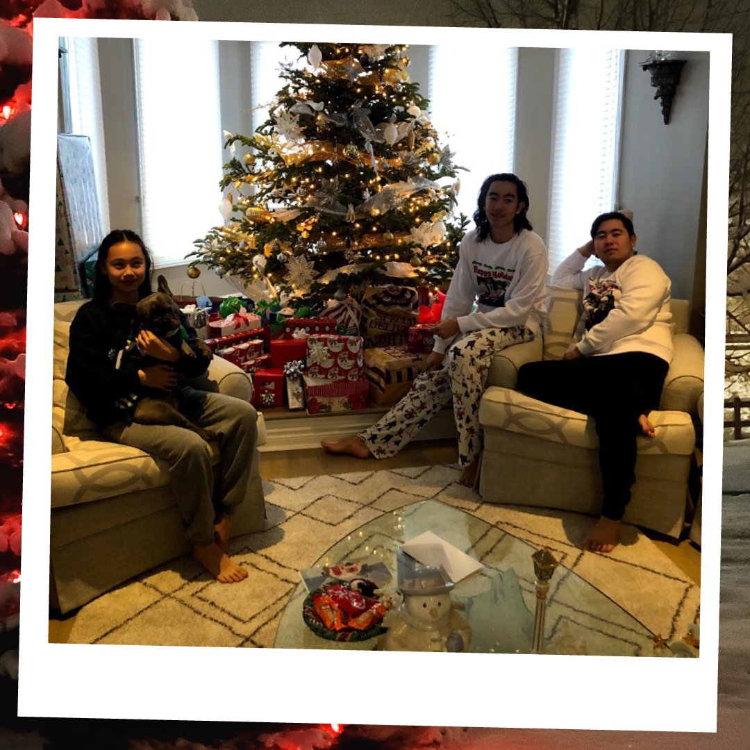 It's that time again!!! 🎁☃️🎄From our family to yours we wish you all a wonderful Holiday Season! #candancecompetition #christmascountdown