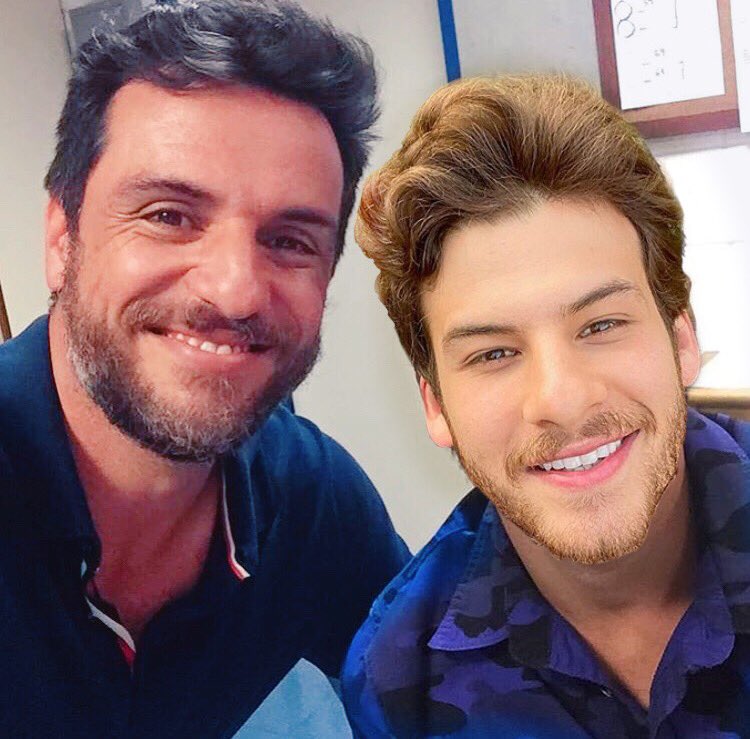GRUMPYPAI's tweet photo. 𝓓𝓸𝓻𝓾𝓴: 

Hijo, te echo de menos pero sé que necesitabas estar un tiempo alejado de esto. Aquí sigo esperándote, es un privilegio ser tu padre y amigo. 

Te quiero Doruk, sabes que eres mi hijo favorito pero no se lo digas a nadie jajajaja. Vuelve pronto. https://t.co/WVHeE17dui