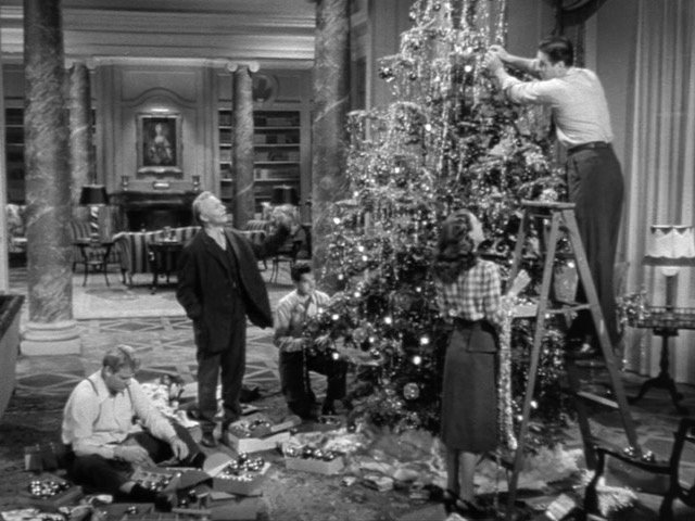 Tree trimming time #CharlesRuggles #DonDeFore #GaleStorm #AlanHaleJr #tcmparty #ItHappenedOnFifthAvenue