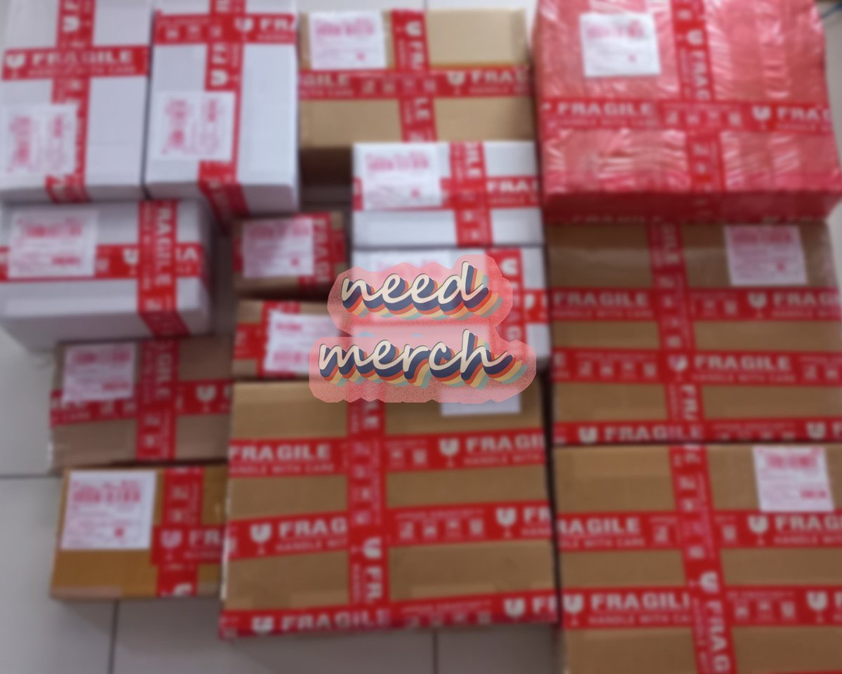 needmerch_GO's tweet photo. Semua harga barang yg tertera selalu udah termasuk sama biaya packing ya. So kalian gak perlu bayar lagi buat biaya packing.
Jangan takut, karna packingnya selalu pake box baru~

Ini beberapa foto pengiriman beberapa waktu lalu. Thank you so much for trusting us🥺❤
#NM_Testimoni https://t.co/vKFyf8JYuY