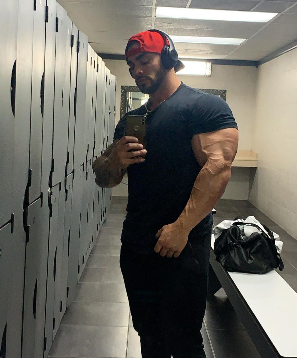 MuscleShane's tweet photo. That pump is nasty today! https://t.co/4wZMY10kVQ