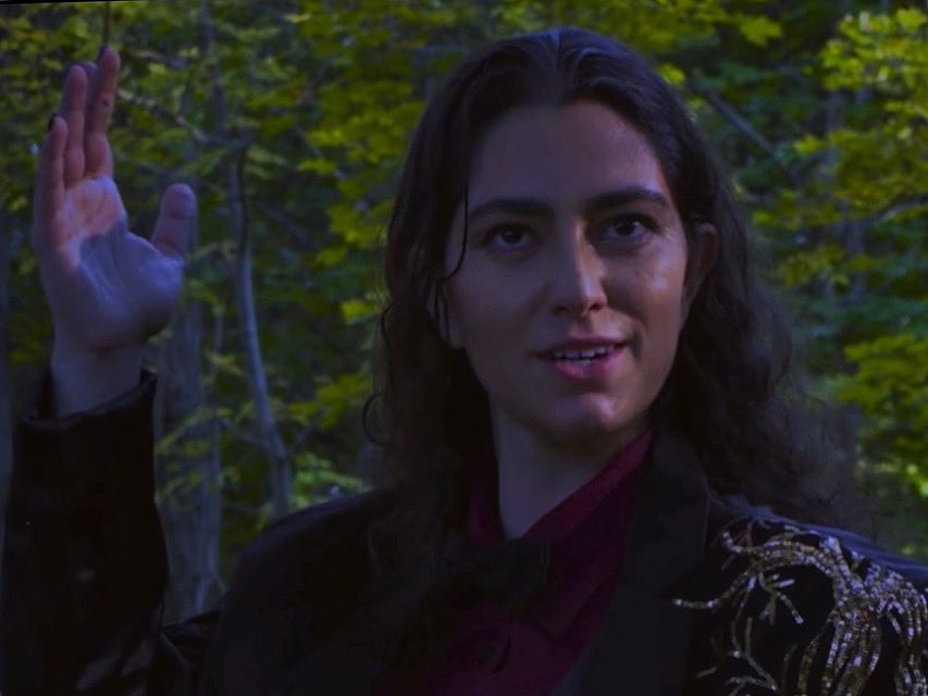 emkayster's tweet photo. Have you watched Hansel and Gretel yet? 🪄I might be a little biased, but this show is a blast for the whole family, and you don’t even have to put down the gingerbread/leave your couch!  
✨ Now streaming on demand at https://t.co/RqCbMMeMhL ✨ https://t.co/Q6RgFCqL3A