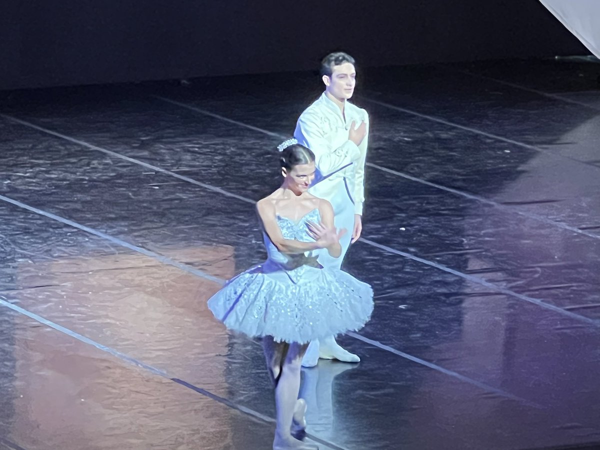 barby_ds's tweet photo. Performance ‘The Nutcracker’ is one of the ultimate Christmas magic fantastic moments to sublime music composed by Pyotr Tchaikovsky, The holidays wouldn’t be the same without this ballet @OperaRoma #operaroma #TheNutcracker @barby_ds #ballet #opera #roma https://t.co/pmrLGXa8zx