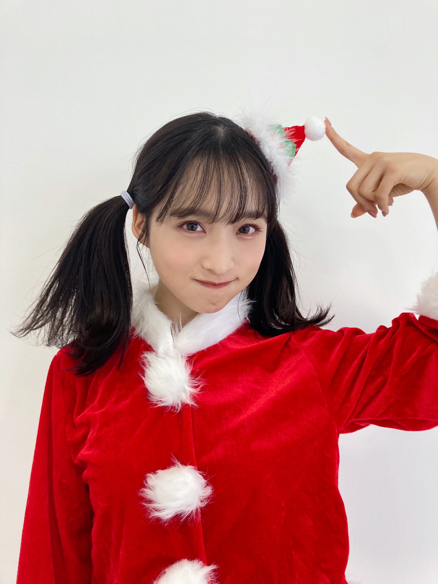 AKB48　小栗有以　2ショット写真会場限定 お守り　おまもり爆レス祈願ver. AKB48 小栗有以1st写真集【公式】 on X: 