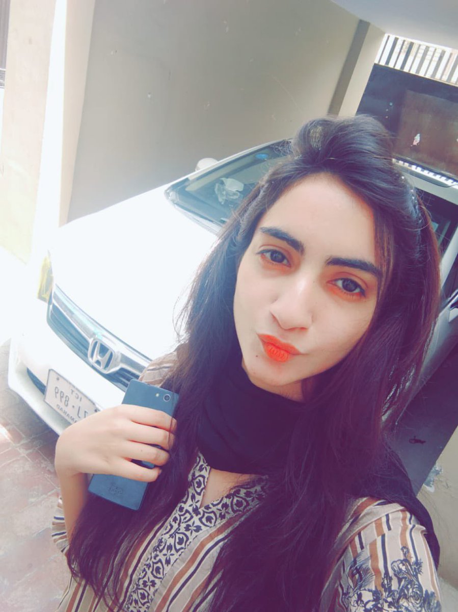 Couplesgoal5's tweet photo. My first selfie plz rate this https://t.co/eWTHmpjJk6