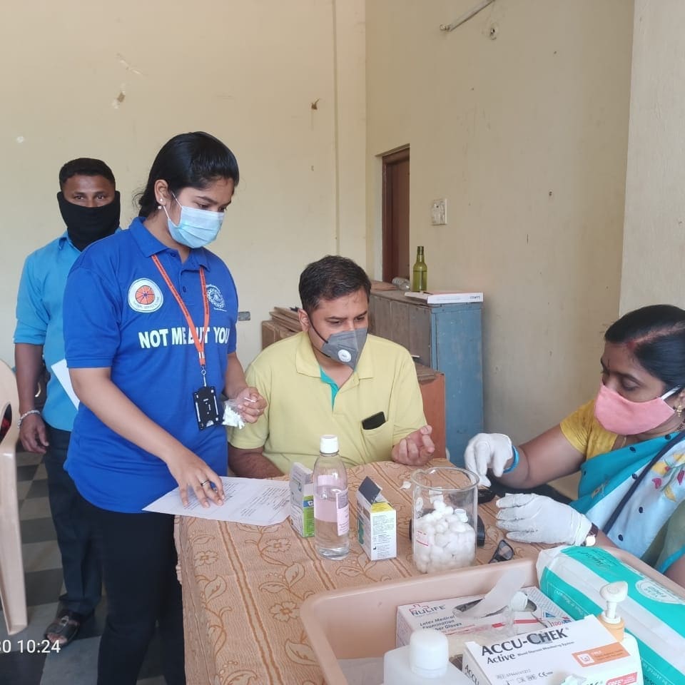 NssBhavans's tweet photo. Free medical camp on bone mineral density and diabetes conducted on 30/10/2021. Blood pressure, diabetes and bone mineral tests were done. @_NSSIndia @YASMinistry @ianuragthakur https://t.co/zy7VLzvs6e
