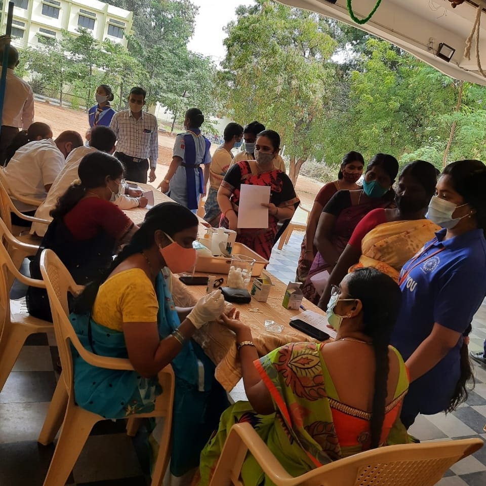 NssBhavans's tweet photo. Free medical camp on bone mineral density and diabetes conducted on 30/10/2021. Blood pressure, diabetes and bone mineral tests were done. @_NSSIndia @YASMinistry @ianuragthakur https://t.co/zy7VLzvs6e