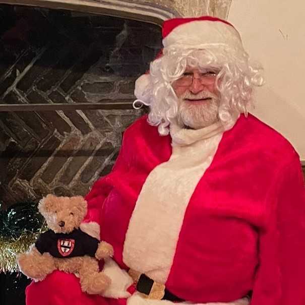 JesusCollegeCam's tweet photo. JC made one last stop on his travels, to see Santa in his grotto! π
π§Έπ
https://t.co/JPHEnEM9U5
#WhereIsJC https://t.co/bSveFcN9cs