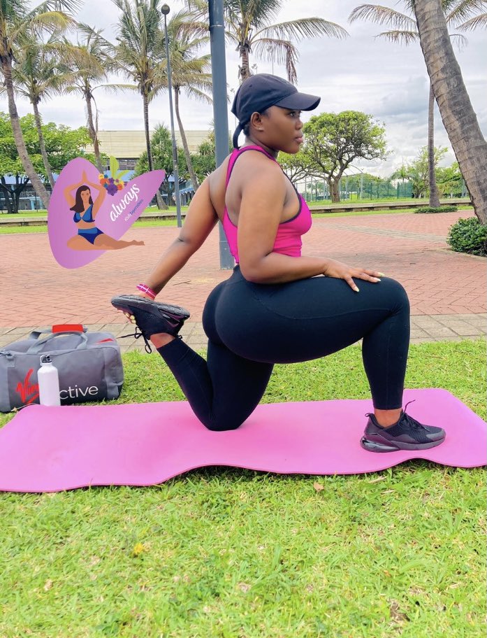 NeliswaMadonda's tweet photo. I’ve just discovered @Always Airy Soft pads! And it’s my favourite pad by far. Their texture is very soft and breathable and I no longer have to worry about leaking and the harshness of the pad on my sensitive skin like before.
#AlwaysSA #DefyExpectations #Ad https://t.co/OZtD7veIuq
