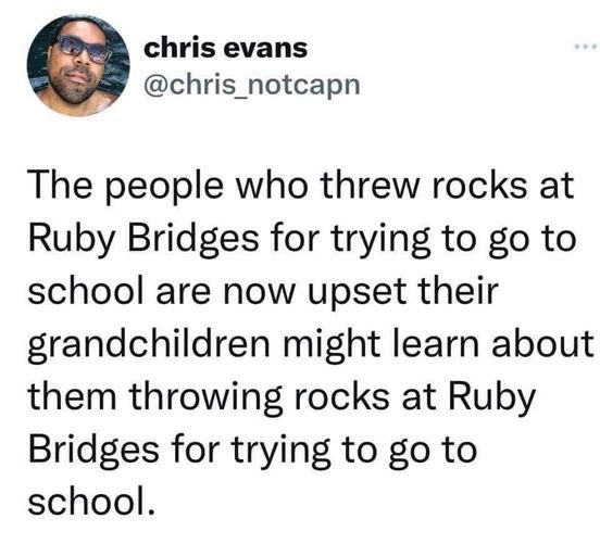bracing's tweet photo. @KristiNoem What is it
You have no idea, do you?
#GOPethics
#GOPintelligence
#GOPeducation
#GOPhistory https://t.co/OmiF9HJfXr