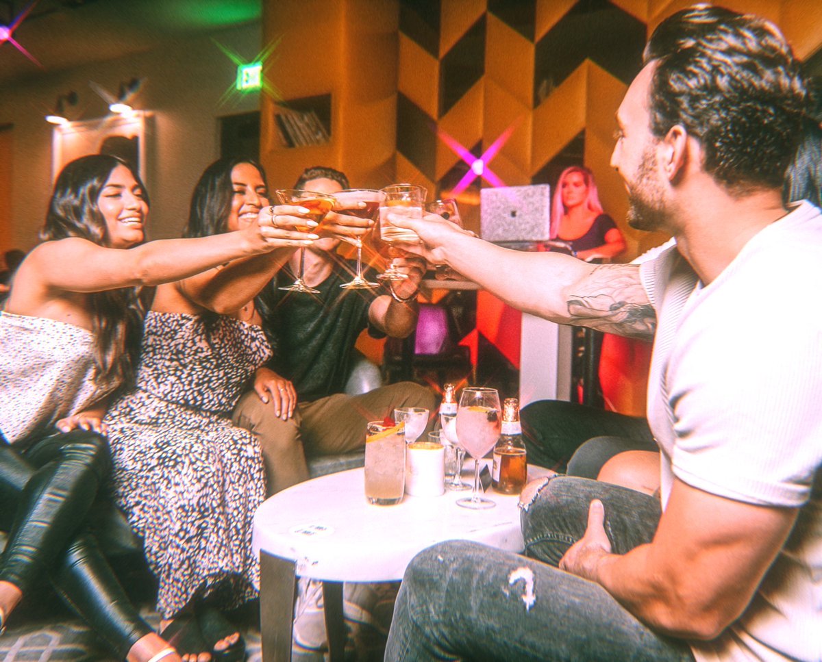 Alexxa's Late Night Lounge is closed this Thursday and Friday. We're back on Saturday with DJ Jacques Mordoki and Sunday with Stinson Brotherz. #AlexxasBar

Reservations: bit.ly/3enCDNE