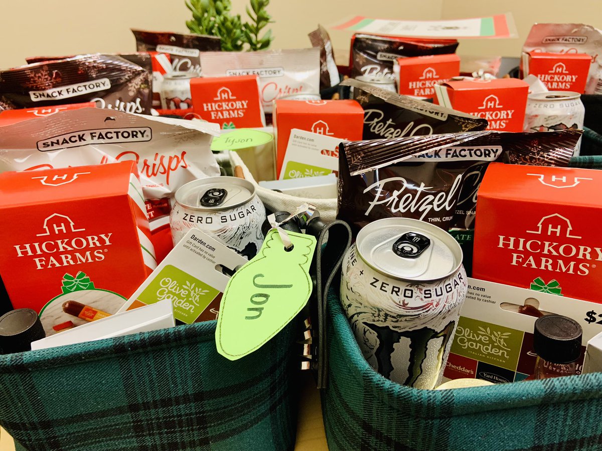 Thankful for an amazing #T2608 leadership team this Q4! Cranking through the craziness like a bunch of champions! 💪🏻 Giving gifts will forever be my love language. 🎄 #R100Cares #caregrowwin <a href="/OneEyedLance/">Lance Leithead</a> <a href="/r_d_parsons/">RD Parsons</a> <a href="/Mjhoelzle/">MacJHoelzle</a>