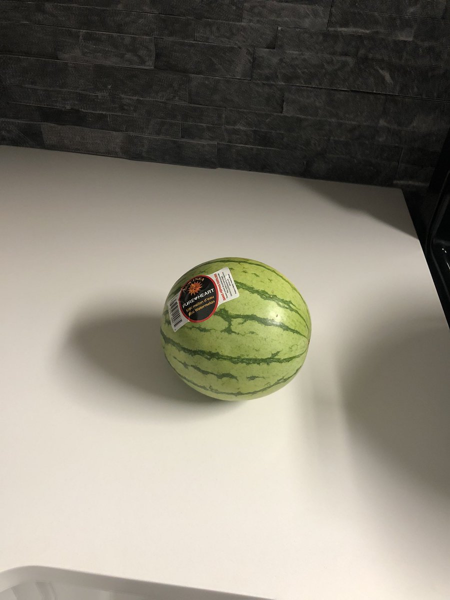 Courtney_Moggio's tweet photo. Serving Size: 1 Melon https://t.co/JaXjmBSsPk