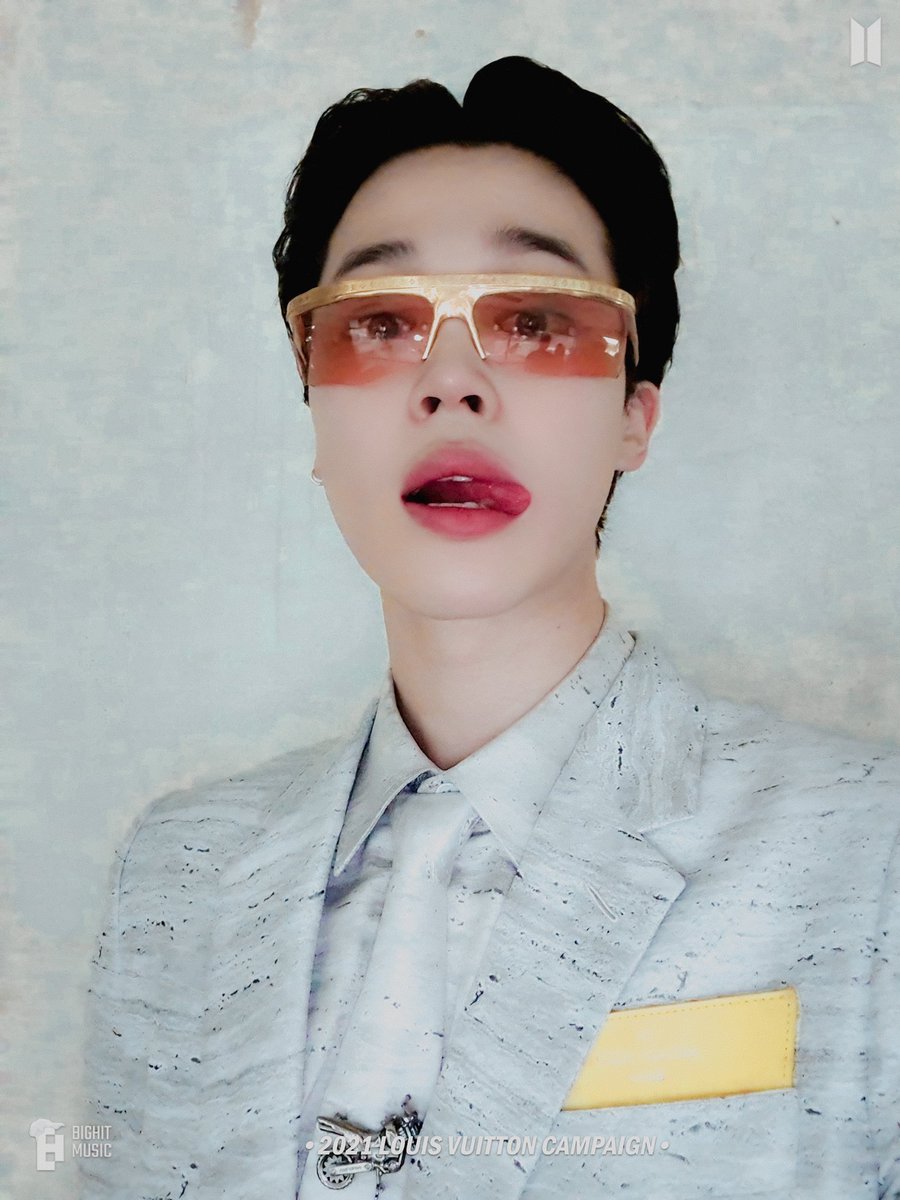 btslipsarchive's tweet photo. https://t.co/ItBNPWZLuA