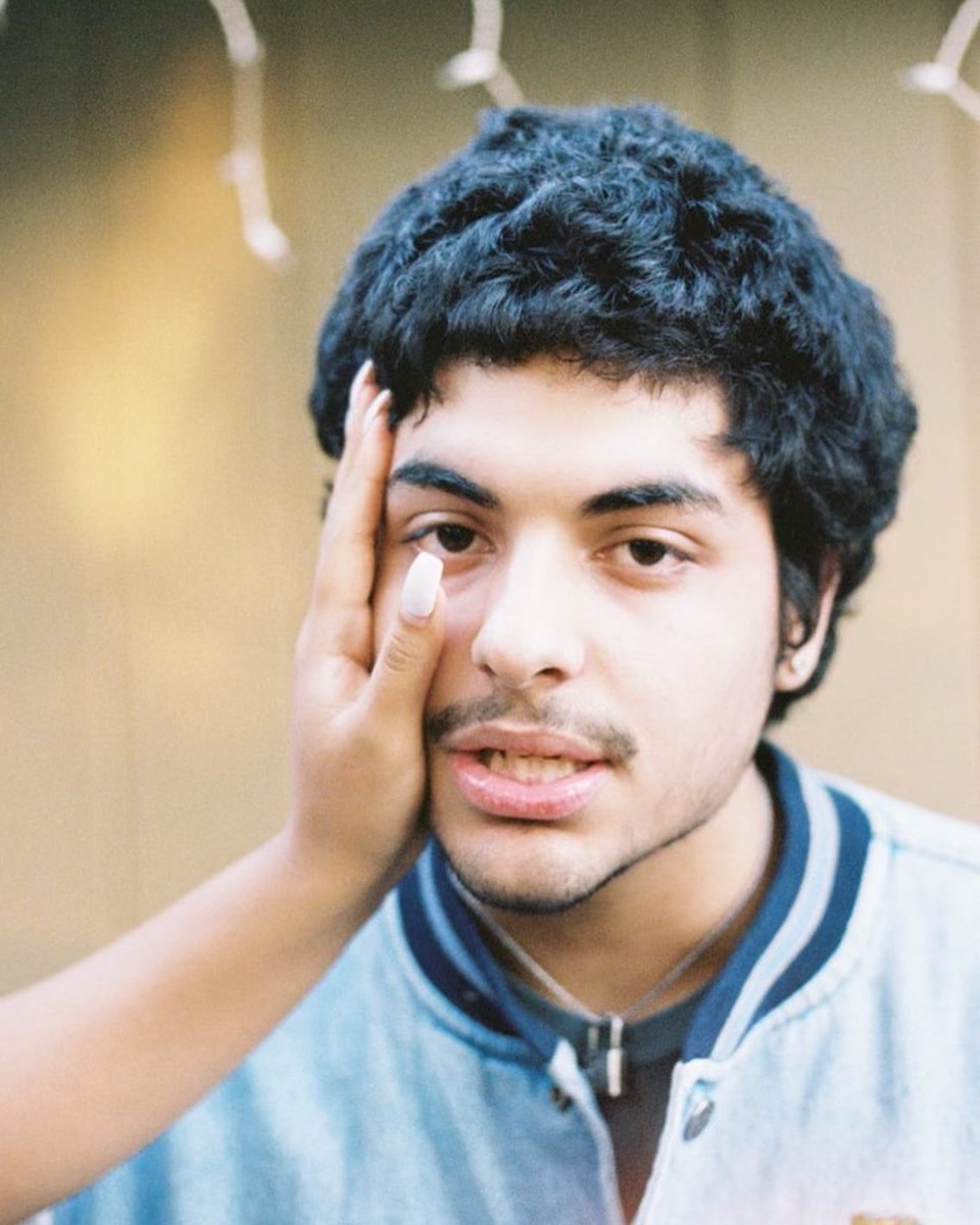 byemilo_'s tweet image. 3 years ago 💛💛💛 thank you to everyone who listened to the album
love y’all 
new music next year