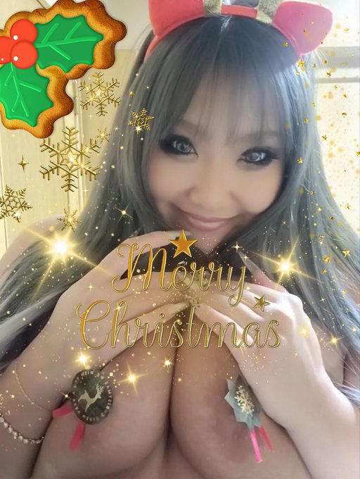 🎄✨Merry Christmas eve✨🎄 https://t.co/TMzIOFwYmu