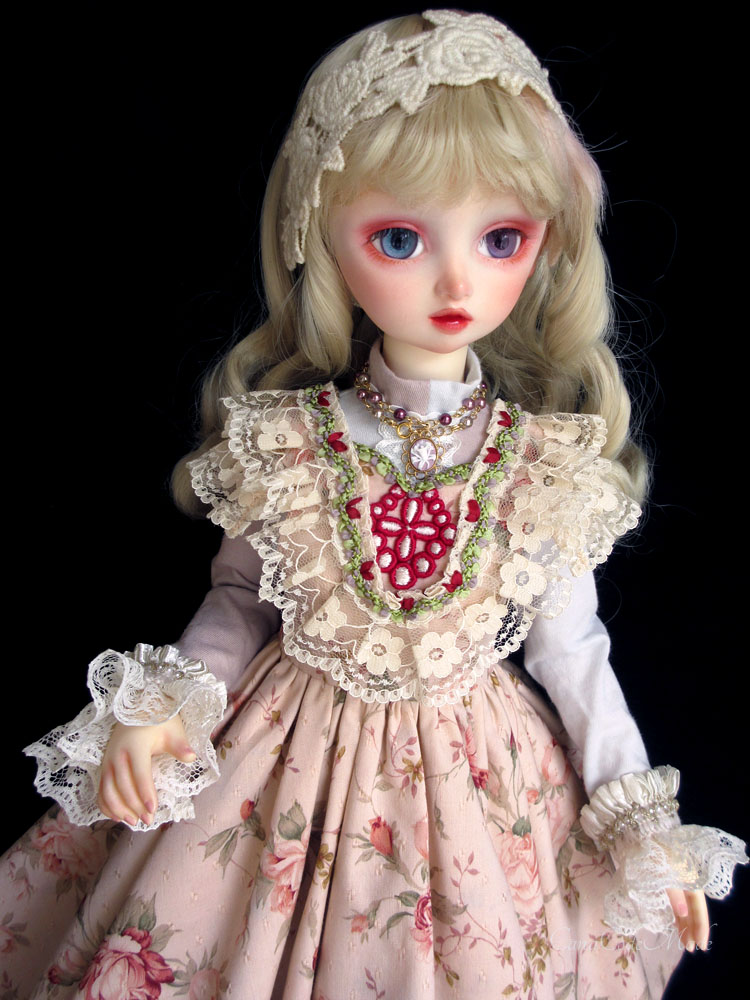 canacodemade's tweet photo. 写真追加しておきます。ショップは27日の夜までオープン中🌃🌟新作受注はおかげ様で残り僅かとなりました◎気になる方はお早めにご注文下さい。新しいコーデの写真もまた投稿しますね◎
#CanaCodeMade #青ゐ鳥洋品店 https://t.co/YpQDSw9NQ4