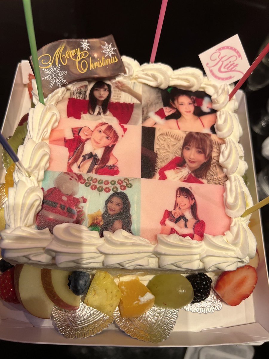 いつメンとクリパしまして🎄🎅💕
ケーキ❤️は顔つきだし、あいちんがくれたDior使える物しか入ってないし！
ご飯は美味しかったし！
可愛い子といると焦ってしまうけどそれがまた良い刺激ですね✨
大すきぴ〜💝💝💝
メリークリスマスイヴ💐❤️❤️ https://t.co/549qxL9adk