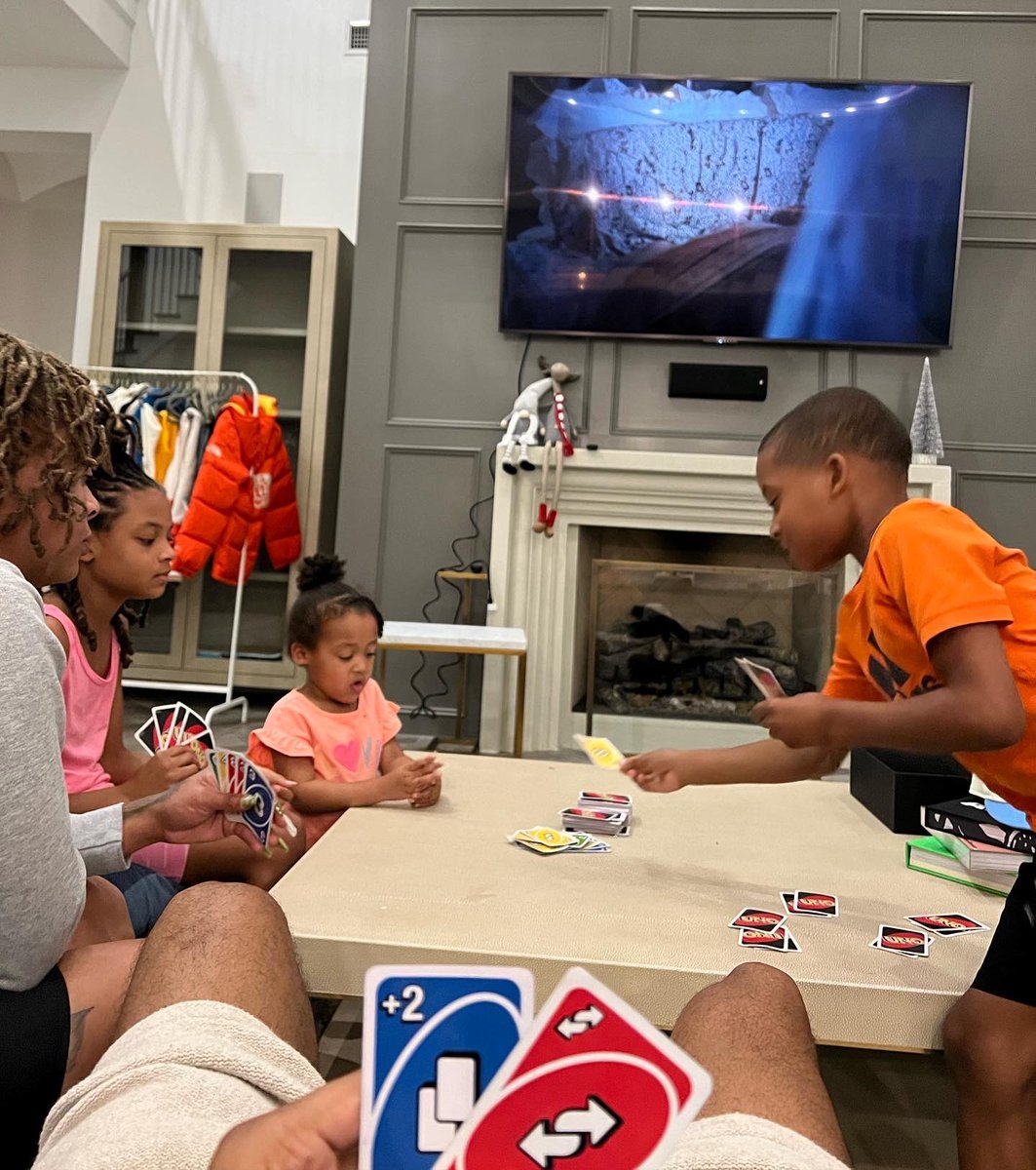 Chrissssjohnson's tweet photo. The goal is to get rich and be a family man https://t.co/WDsXayC36Z