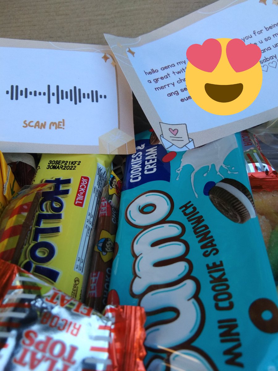 hi <a href="/sarangmails/">♡</a>, care package arrived na! thank you so much 💛 and super thank you to my friend @minyoonharu for sending me these snacks!! 😗💜

#sarangmails