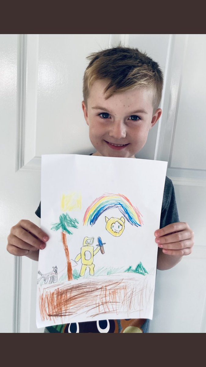 Sparkle8813's tweet photo. @stampylongnose @chicory Hi @stampylongnose I hope these pictures make you smile 😊 merry Christmas 🎄🎅🏻 Harry age 7 East Yorkshire x https://t.co/zqmP3YezLQ