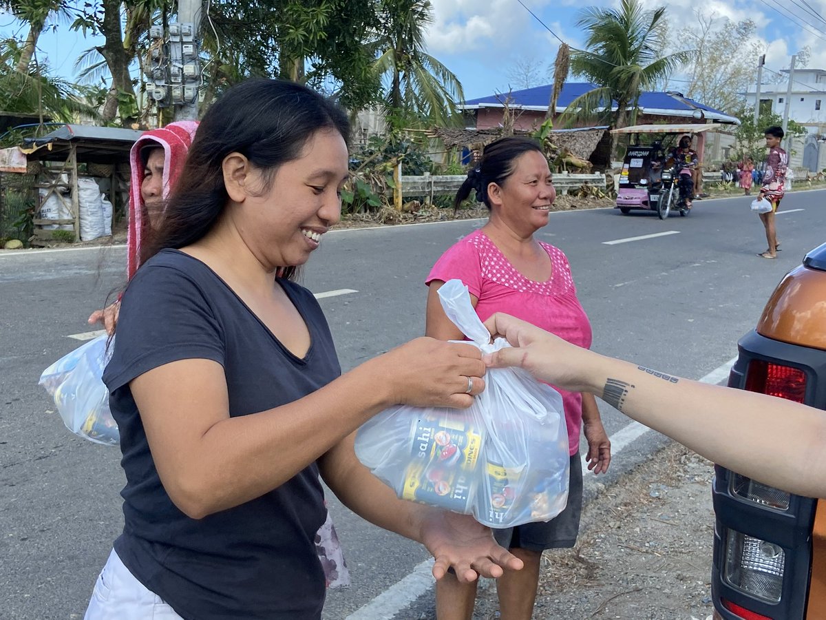 DaraWorld84's tweet image. First Batch.
We can’t update real time since internet connection here is not stable. Thank you very much to all our friends for sharing your blesings🙏🏼🙏🏼

#BangonSipalay
#SipalayNeedsHelp
#BangonNegros