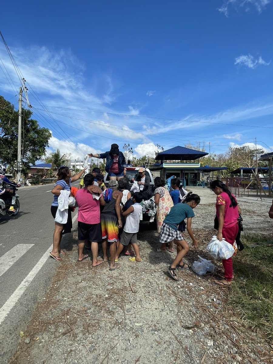 DaraWorld84's tweet image. First Batch.
We can’t update real time since internet connection here is not stable. Thank you very much to all our friends for sharing your blesings🙏🏼🙏🏼

#BangonSipalay
#SipalayNeedsHelp
#BangonNegros