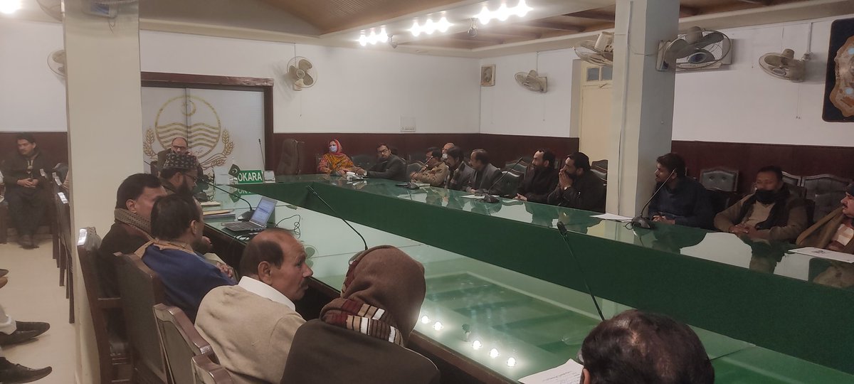 AnoshDaniel2's tweet photo. Training of UC Secretaries for registration of shopkeepers for the Ehsas Rashan Program. @Noormengal_  @Kausarcsp  @ShaziaMumtaz12 @waqarsaghla  @Zohaibabbasss https://t.co/K6sxRxWYZE