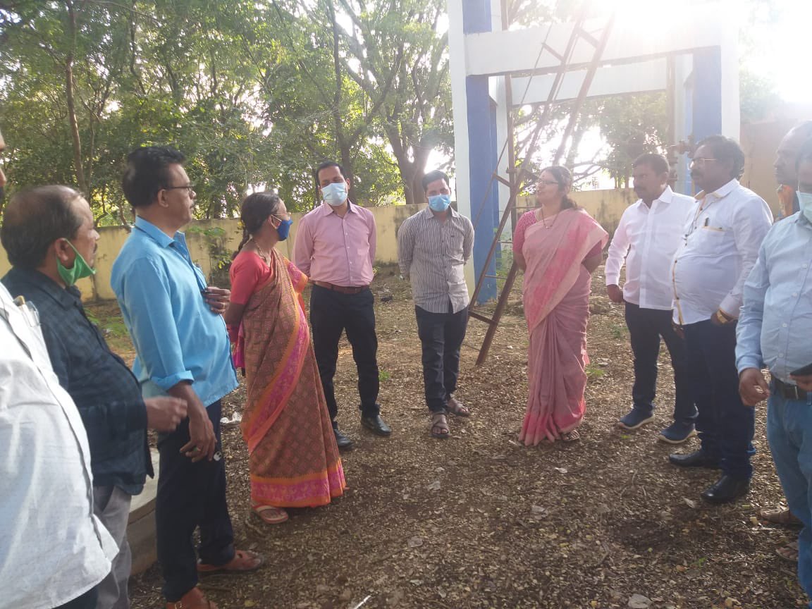 mb_telangana's tweet photo. #MissionBhagiratha Chief Engineers Inspections 
1)Sri A.VijayPrakash at Rodumeditanda of Gudur(M)
2)Sri J.Chakravarthi at Duvvakunta of Jinnaram(M)
3)Smt VinobaDevi &amp; Sri A.Chandramouli at Talakondapally (M) under Maintenance Inspections Ph II&amp;III 
@SmitaSabharwal @DayakarRao2019 https://t.co/F6N54MnH6O