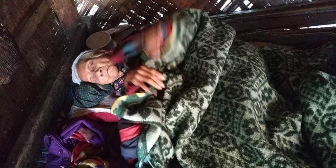 TTFR__Myanmar's tweet photo. Tw / / graphic content 
Military terrorists launched air strikes to Sagaing Division,YeOo Tsp,Yay Myat Village on Dec 21.7 dead bodies were found dead and elderly people and animals were seen injured. @UN #NoFlyZoneInMyanmar #WhatsHappeningInMyanmar #Dec24Coup https://t.co/ksbnIYT5L0